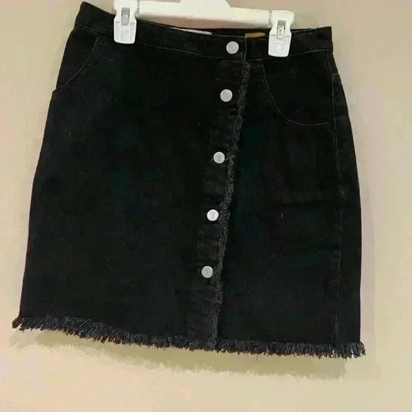 Pilcro and the Letterpress Dresses & Skirts - ANTHROPOLOGY Pilcro and the Letterpress Black Full Button Jean Skirt Size 4